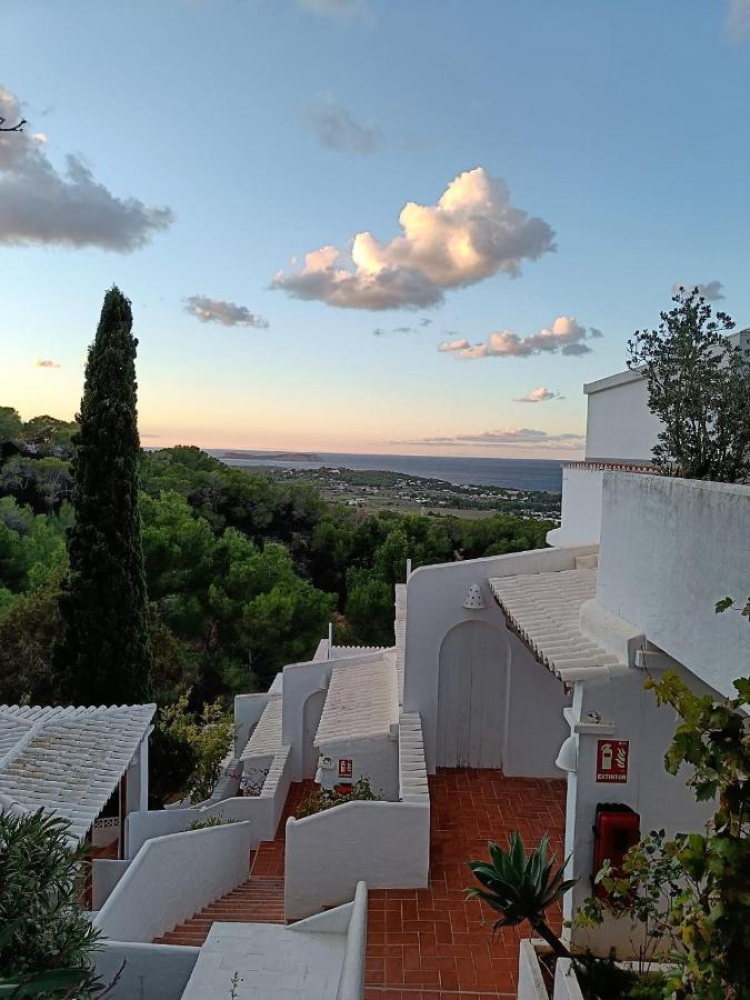 Casa Victoria Suites Sant Josep de sa Talaia Exterior photo
